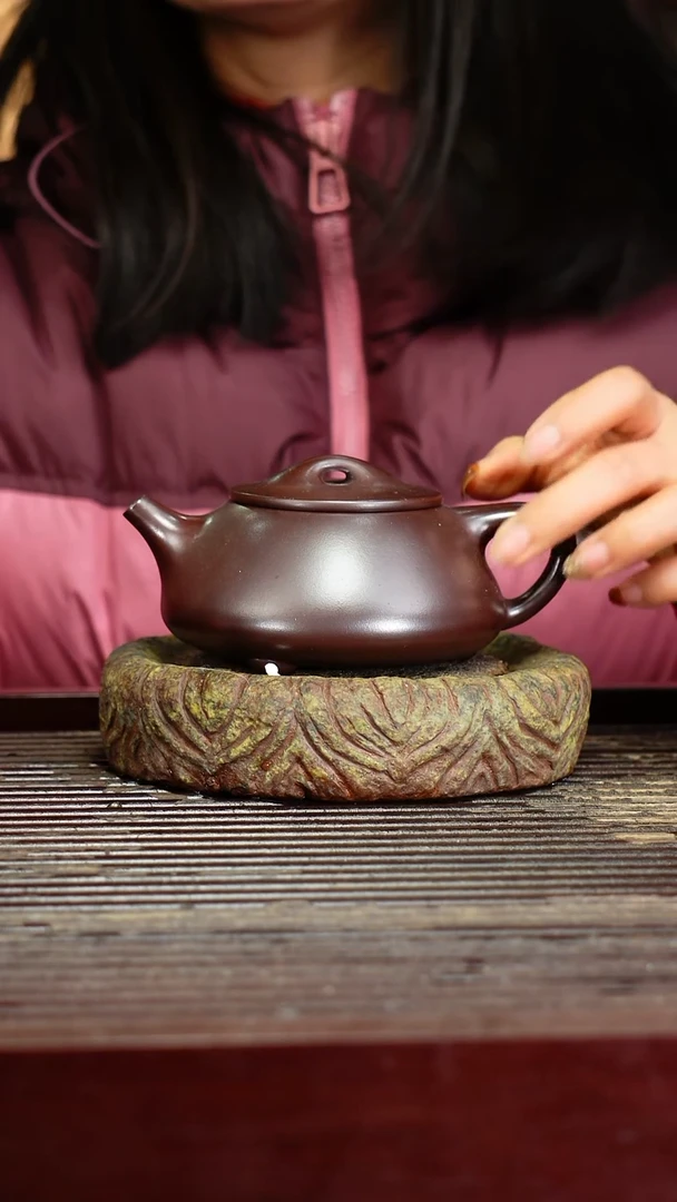 宜兴原矿紫砂壶茶壶宜兴原矿紫砂壶茶壶250C