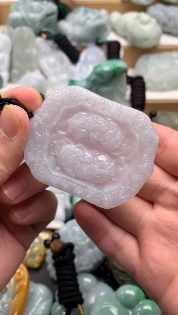 吊坠(不含链)未镶嵌翡翠1