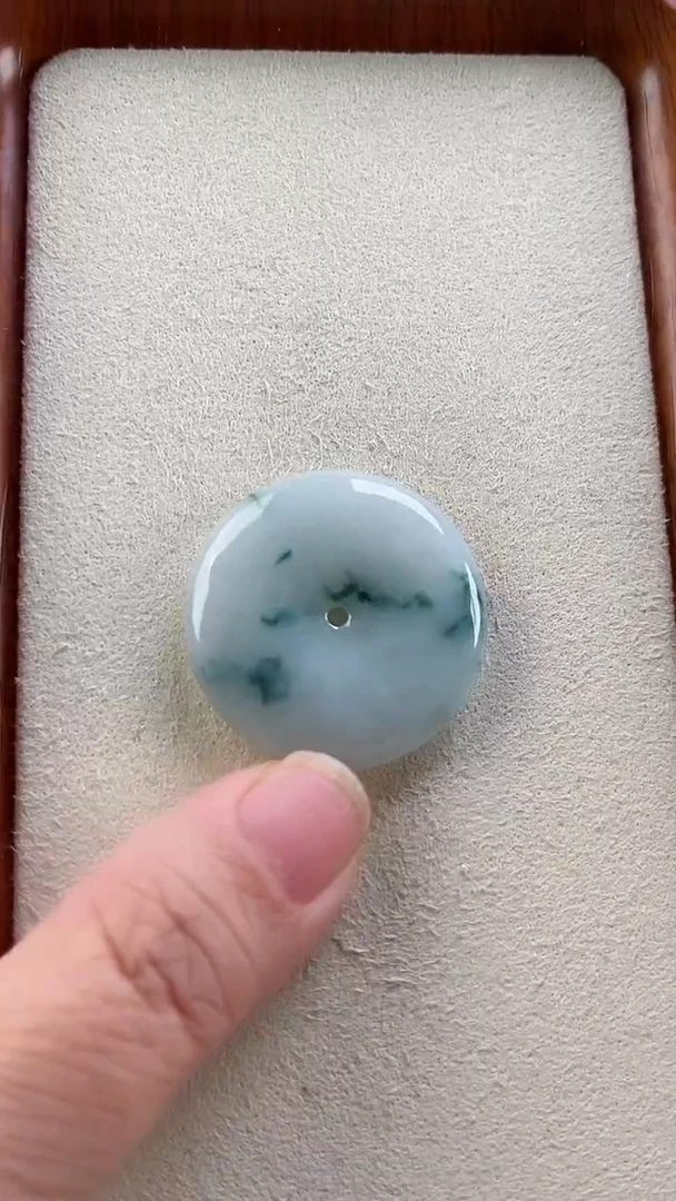 【闪购商品】翡翠吊坠(不含链)未镶嵌孤品