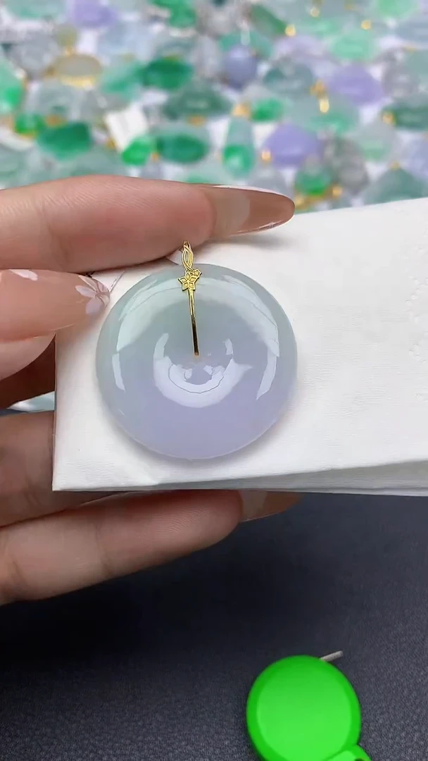 颈饰18K金镶嵌翡翠A货假一赔三支持复检百元上九元证书费自理