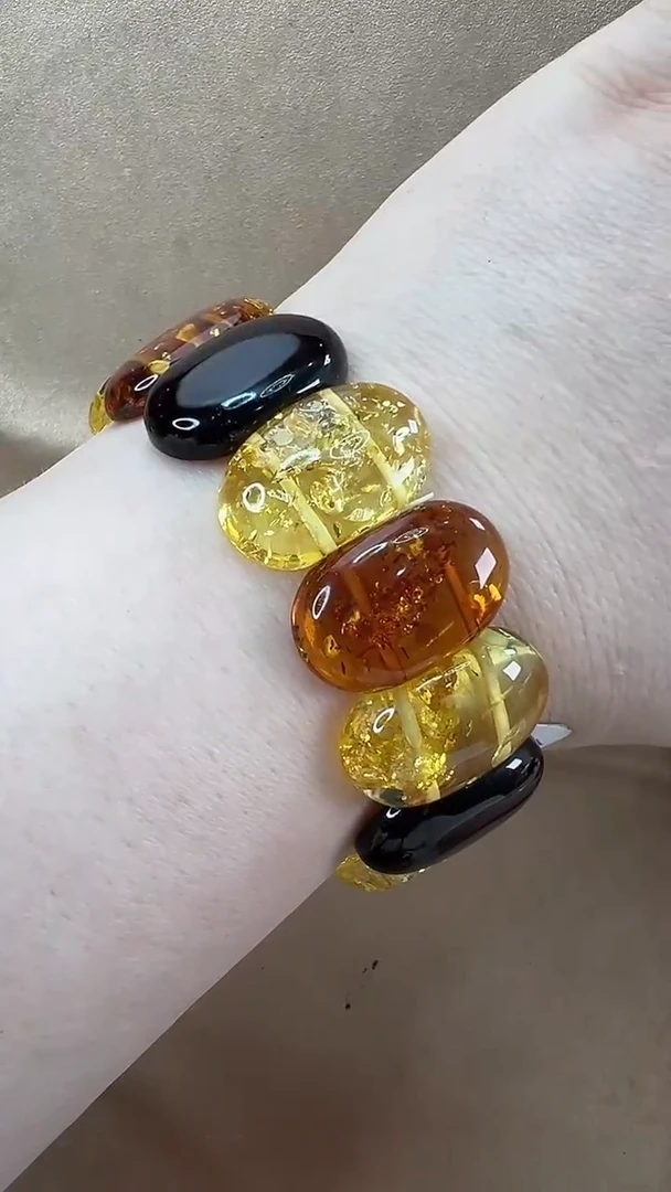 琥珀颈饰未镶嵌手串