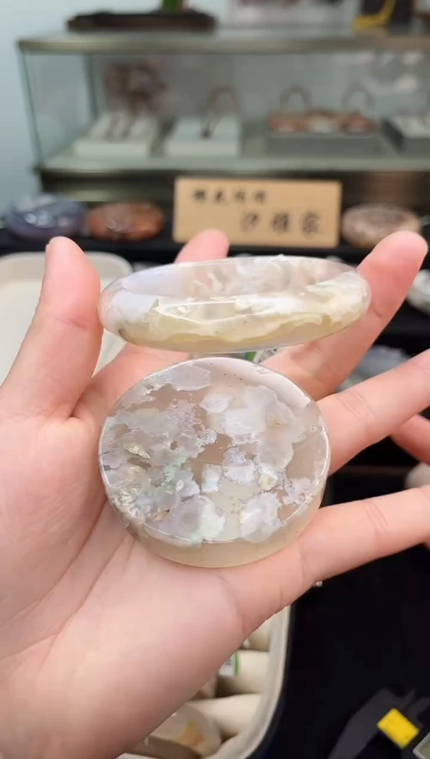 未镶嵌手镯石英质玉58圈口（赠品镯心）3009016