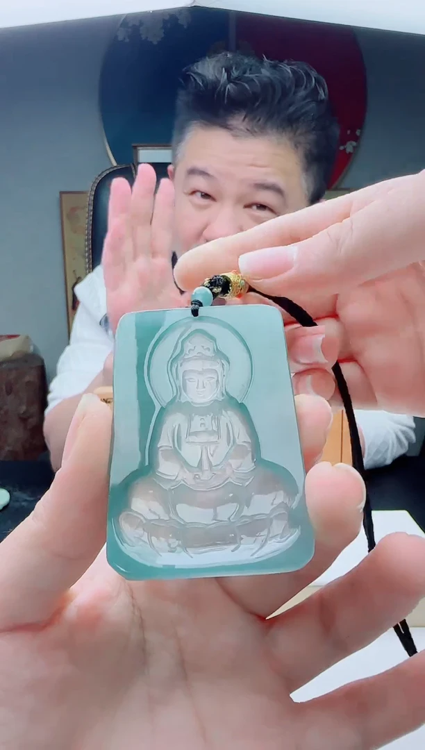 颈饰未镶嵌翡翠多样性发其一