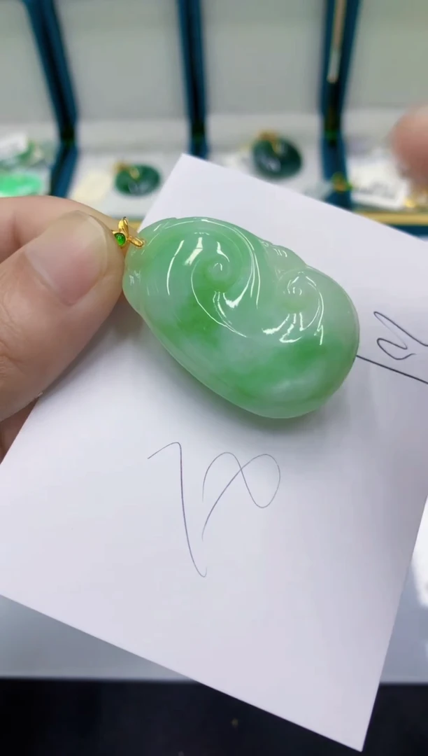 颈饰未镶嵌翡翠翡翠