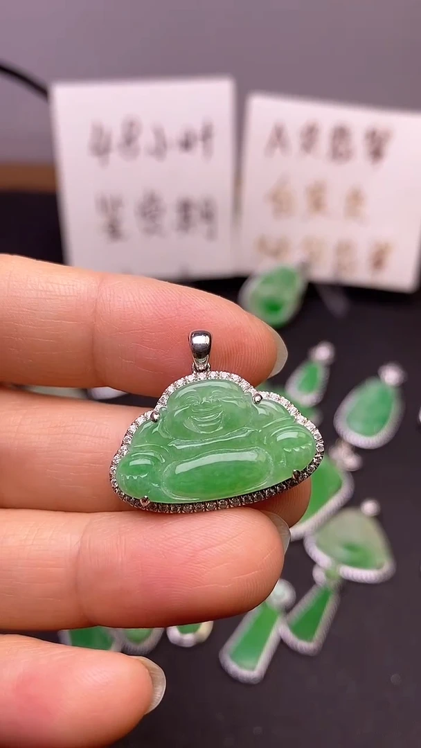 【闪购商品】翡翠吊坠(不含链)银S925镶嵌翡翠满绿佛公吊坠