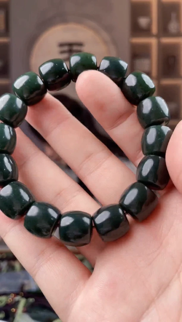 颈饰未镶嵌和田玉拍一发一，多样性发货