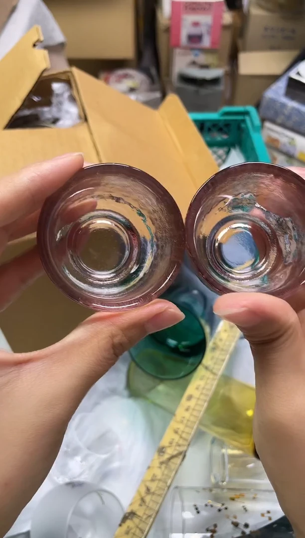 一****吃309精美瓷器感谢选购