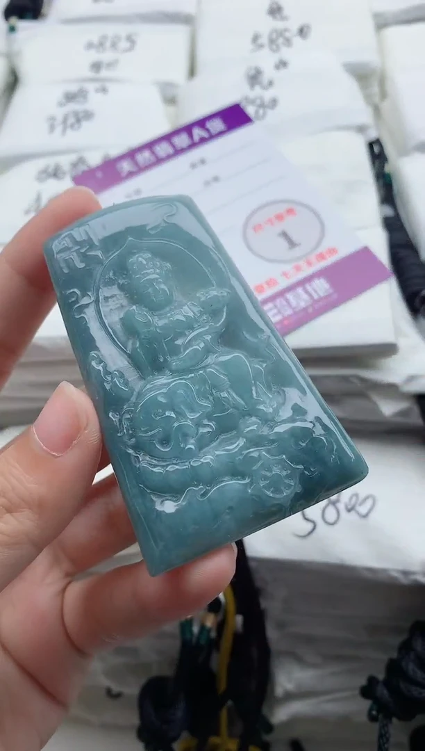 颈饰未镶嵌翡翠8