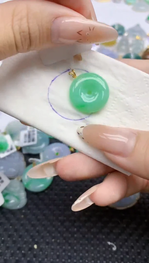 翡翠18K金镶嵌颈饰79   天然翡翠A货