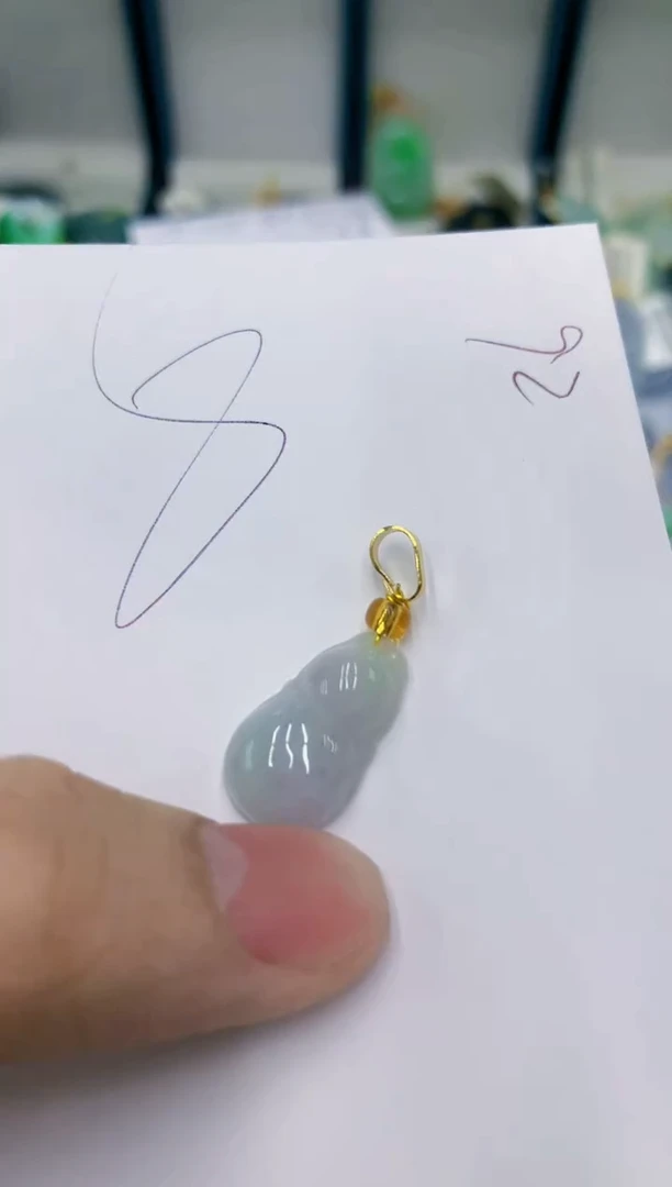 翡翠未镶嵌颈饰1111111