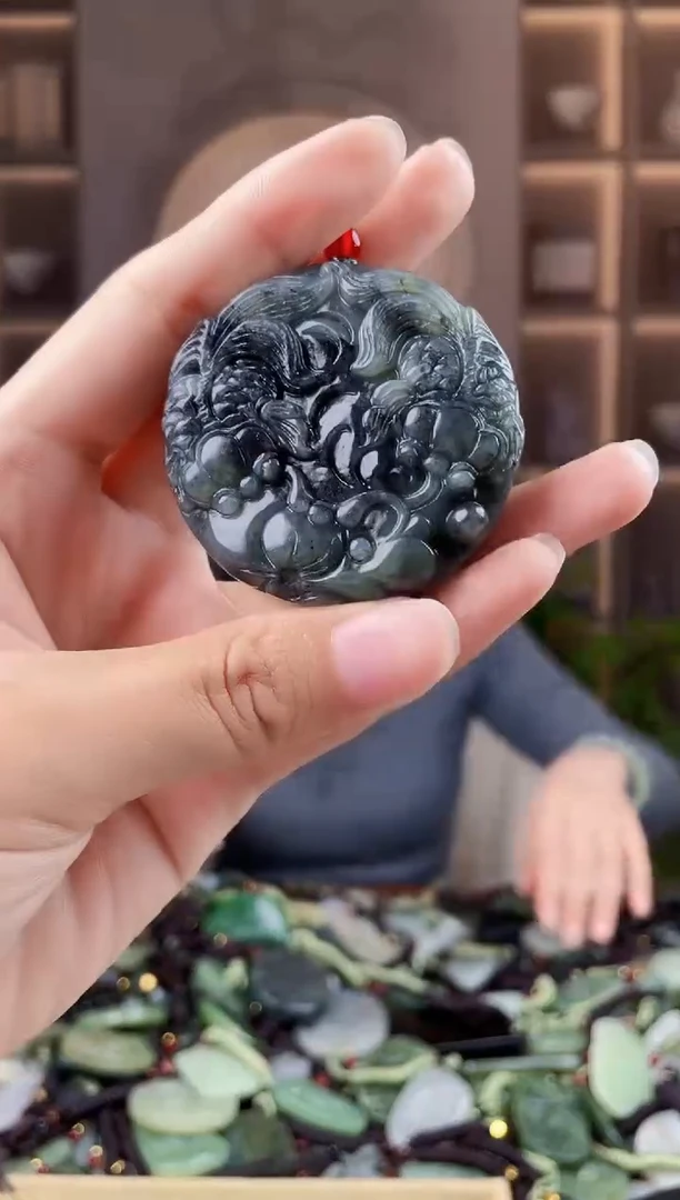 未镶嵌和田玉挂件拍一发一，多样性发货