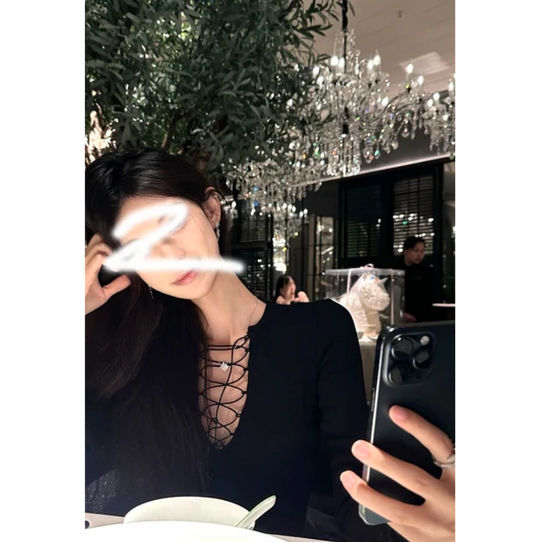 辣妹v领交叉设计感长袖T恤女紧身性感显瘦黑色百搭上衣