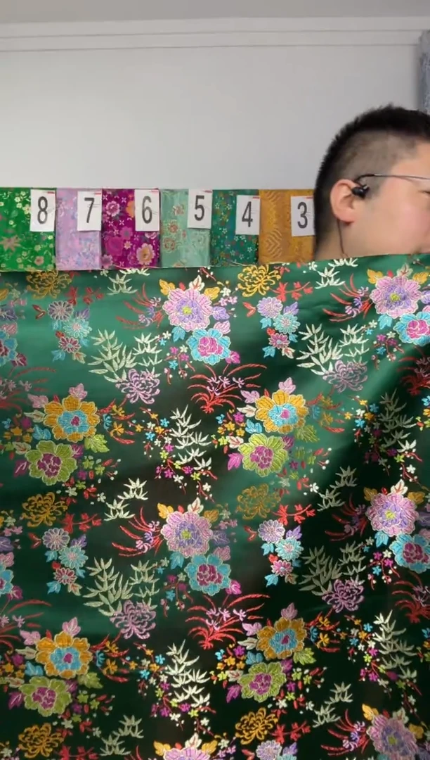 混纺满18元包邮 幅宽120.60   长