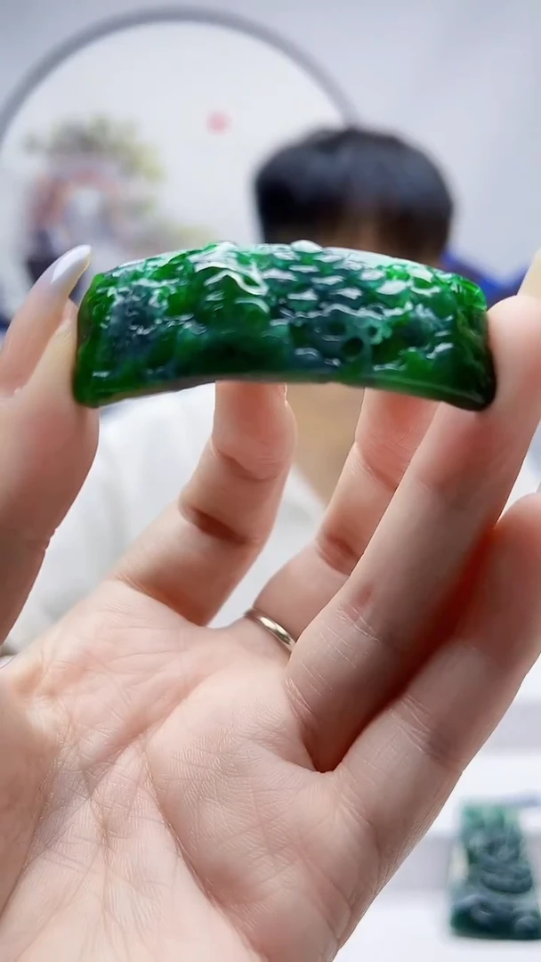 未镶嵌定制翡翠毛货挂件47