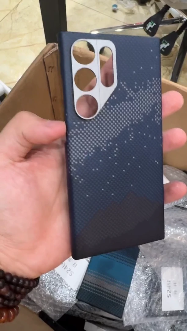 99新你***箱24U星河 凯夫拉