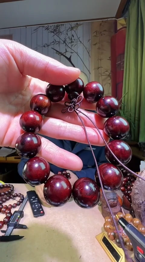 檀香紫檀（小叶紫檀）1.8微瑕