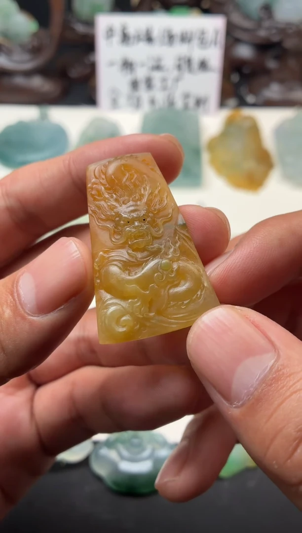 未镶嵌定制翡翠翡翠