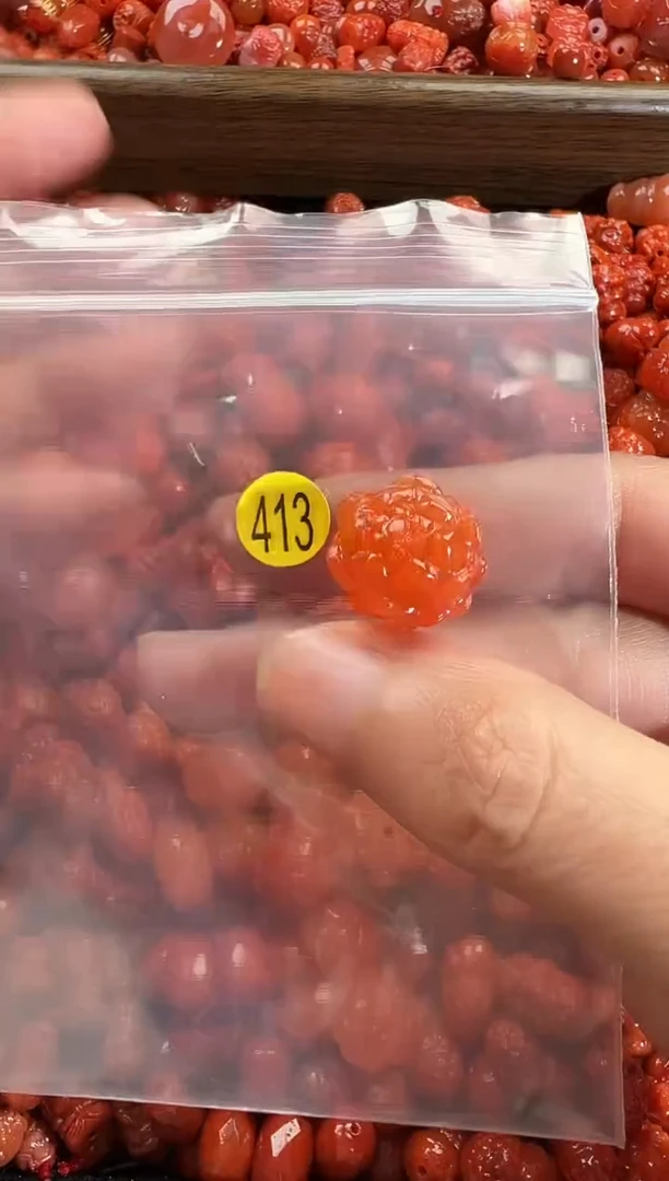 颈饰未镶嵌南红玛瑙1