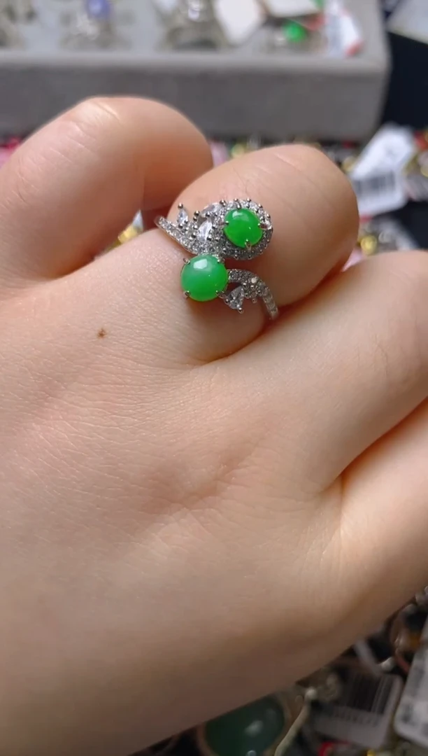 银S925镶嵌戒指翡翠百内无证书