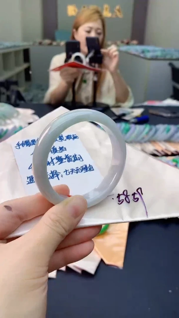 未镶嵌手镯翡翠0835856996