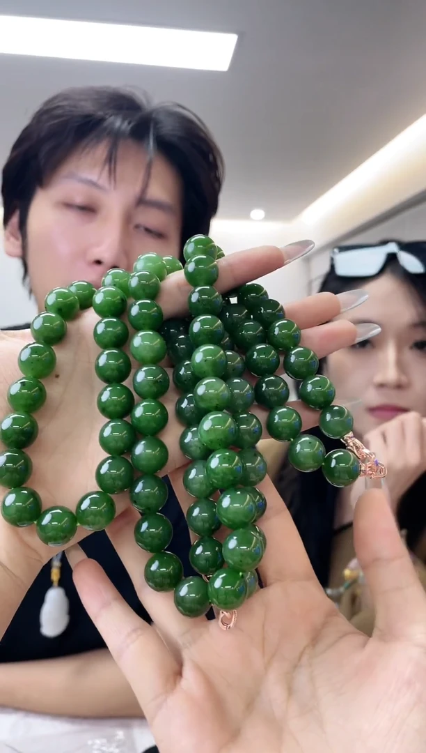 颈饰未镶嵌和田玉（多样性发一件）