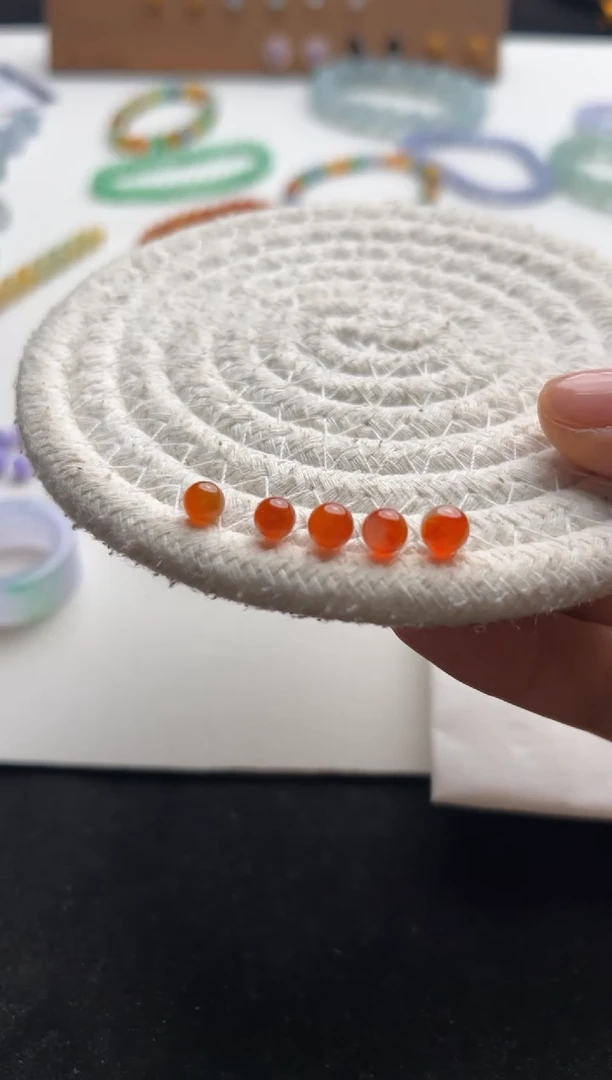 定制翡翠未镶嵌红珠一组五颗11000+550-xmy073