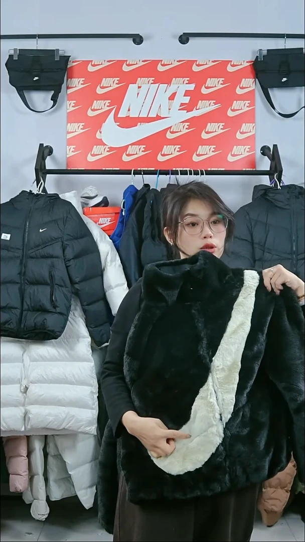 718闪购编码Nike/Jordan运动衣以直播间过款为准尺码S