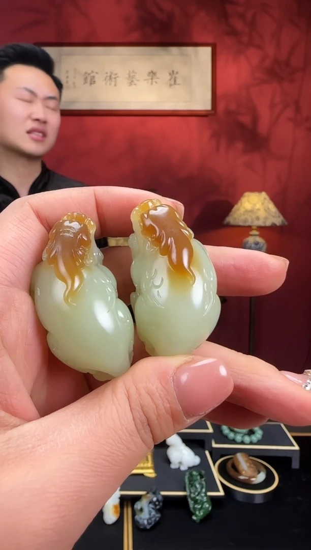 未镶嵌和田玉挂件p60糖黄对貔貅