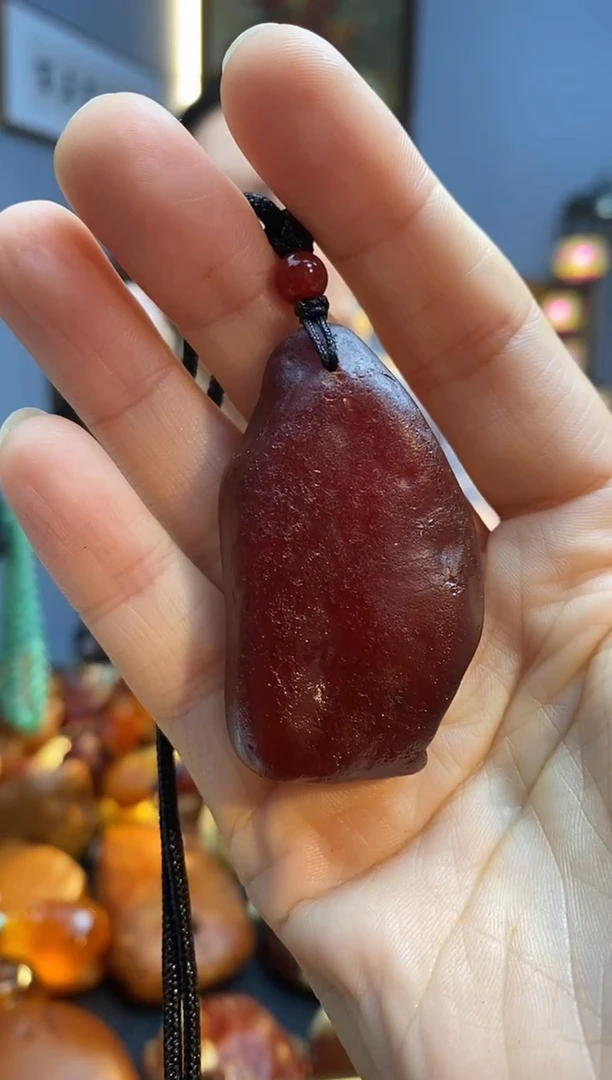 琥珀颈饰未镶嵌吊坠