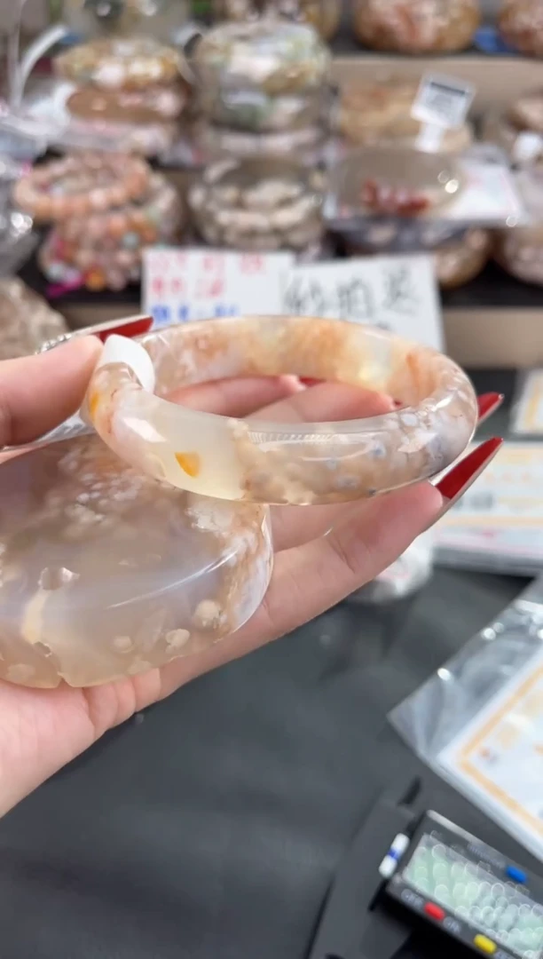 未镶嵌手镯石英质玉61