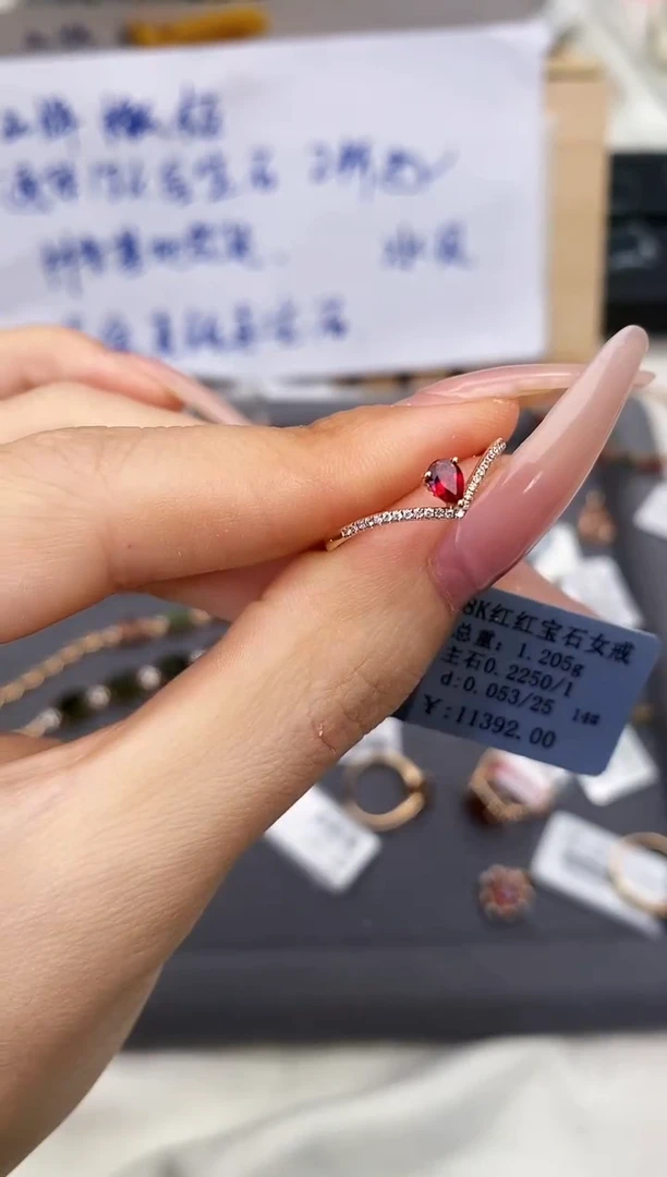 18K金镶嵌戒指红宝石-专柜-14