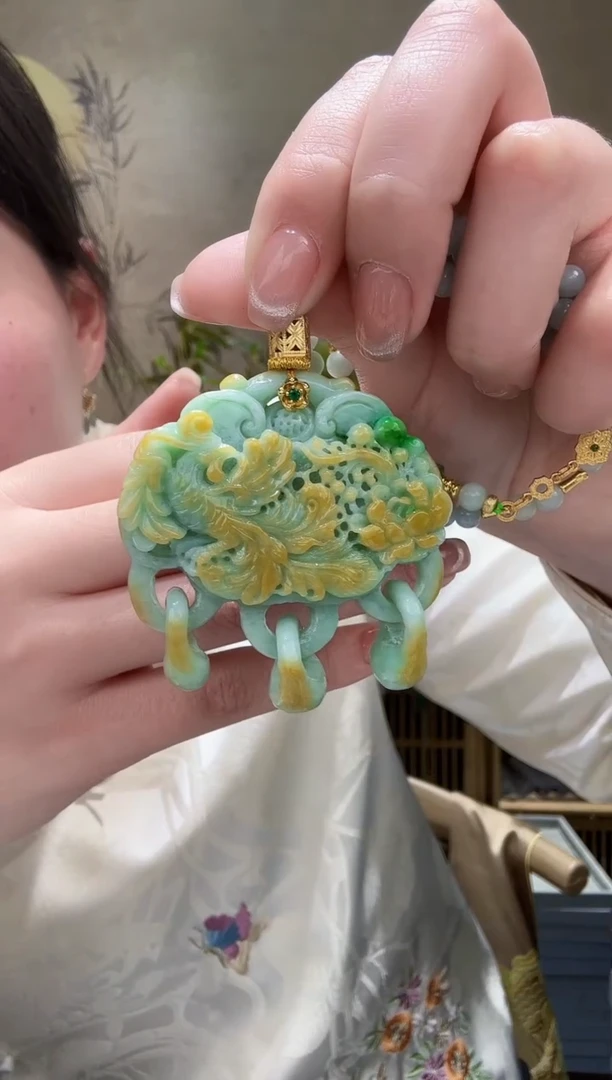 【闪购商品】翡翠颈饰未镶嵌吊坠