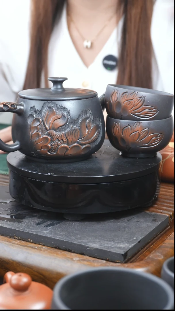 【闪购商品】茗闻汇-建水紫陶-浮雕荷花汉瓦送2荷花杯