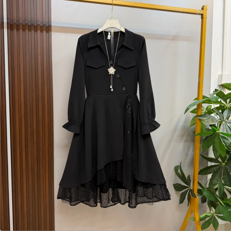 早秋新款时尚洋气POLO领设计气质轻奢黑色显瘦大码连衣裙