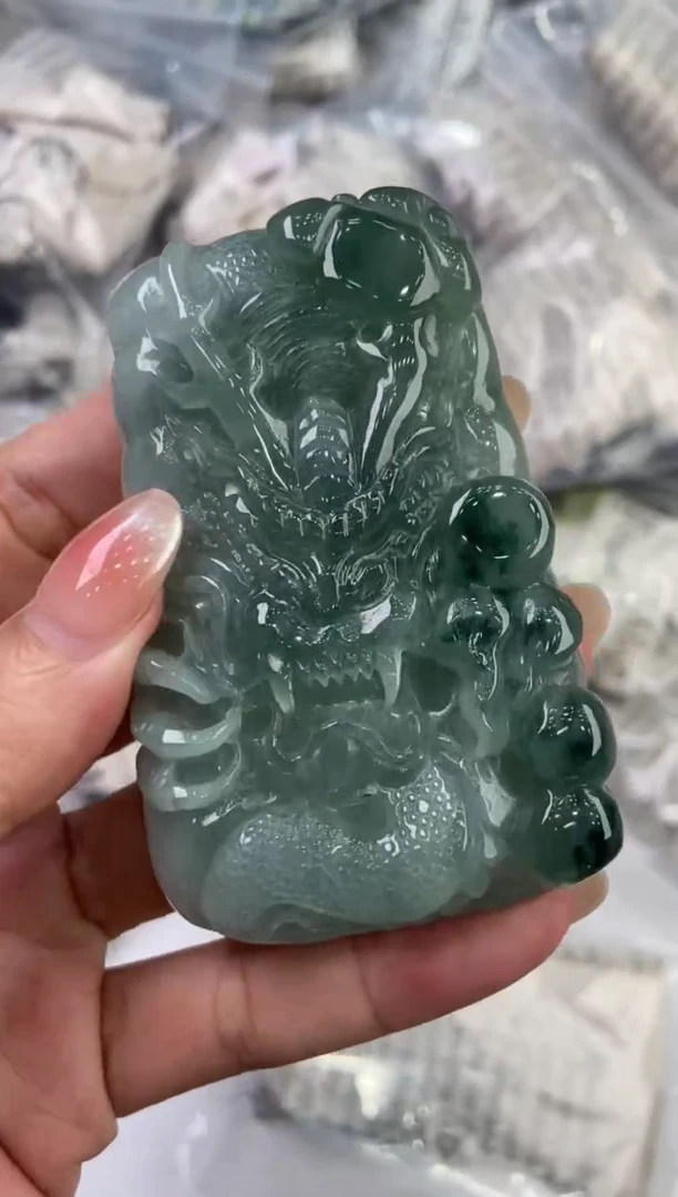 翡翠挂件未镶嵌2223059