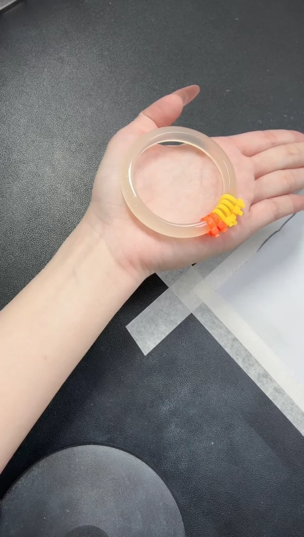 石英质玉手镯未镶嵌38-香槟56.1