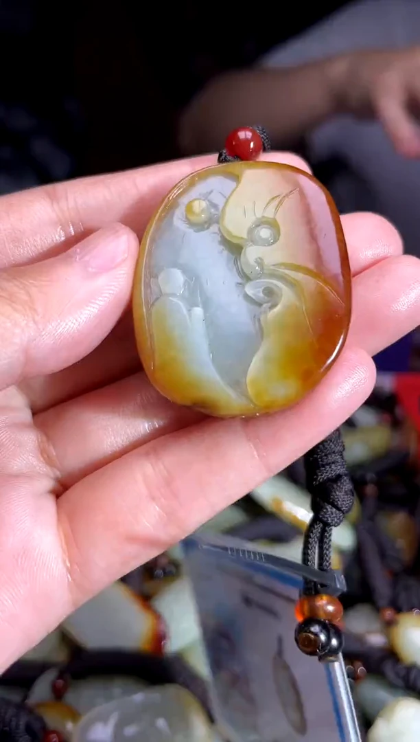 和田玉未镶嵌挂件1