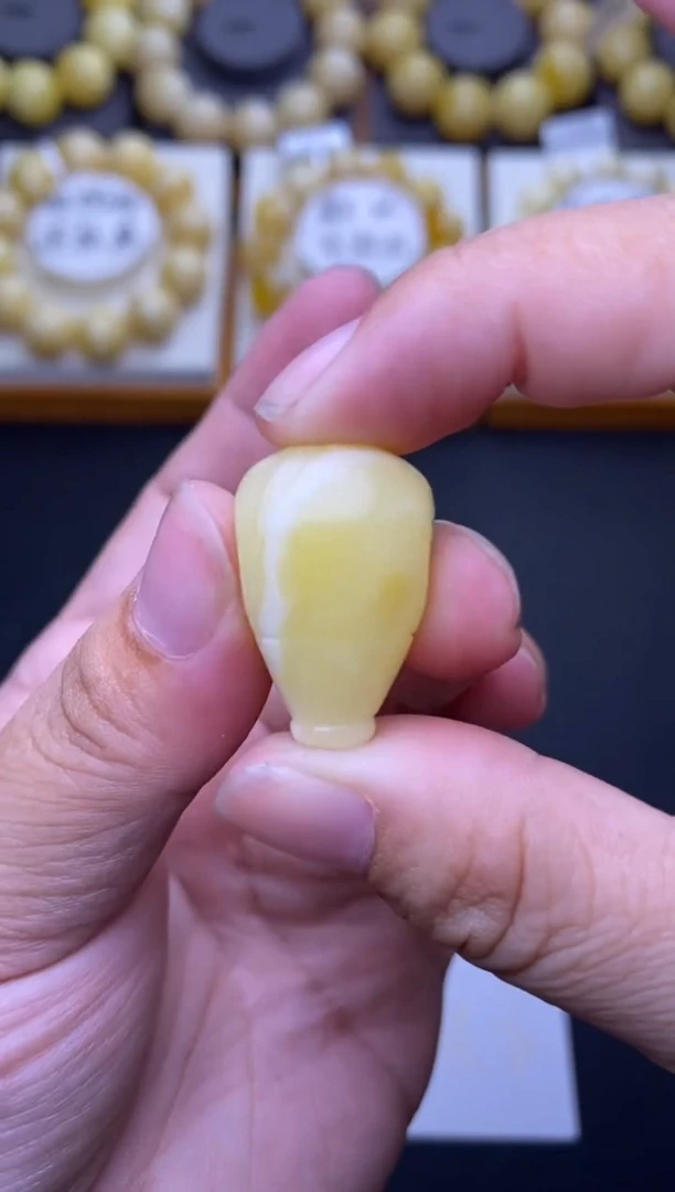 裸石琥珀未镶嵌大小姐珠宝严选123