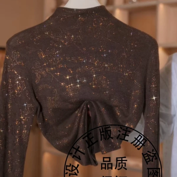 2025年秋冬新款烫钻百搭显瘦羊戎减龄高领长袖满钻上衣女GD1431
