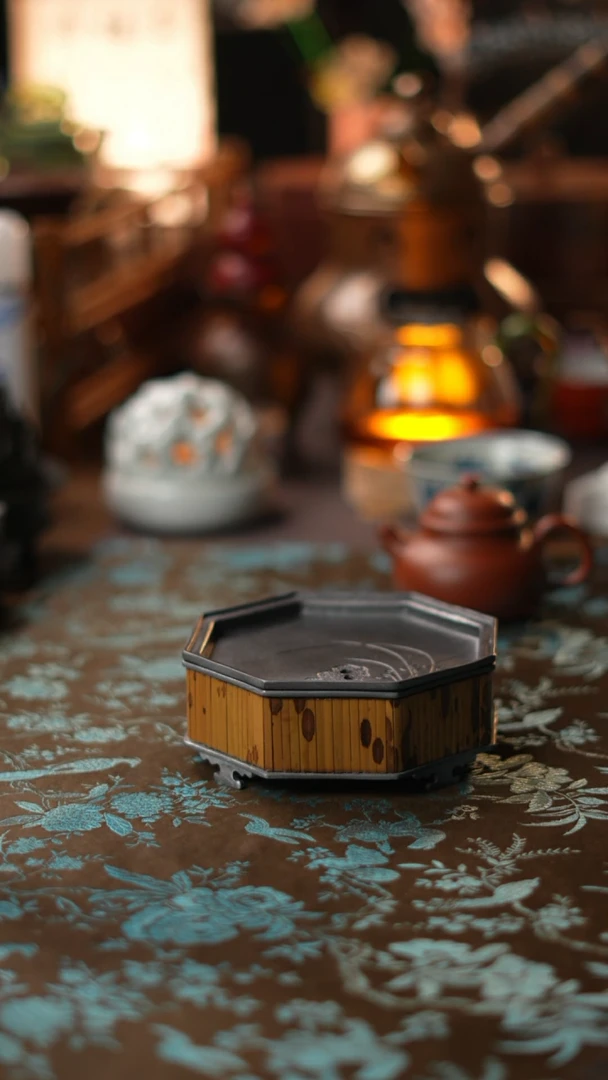 【闪购商品】锡镶竹储水壶承八方