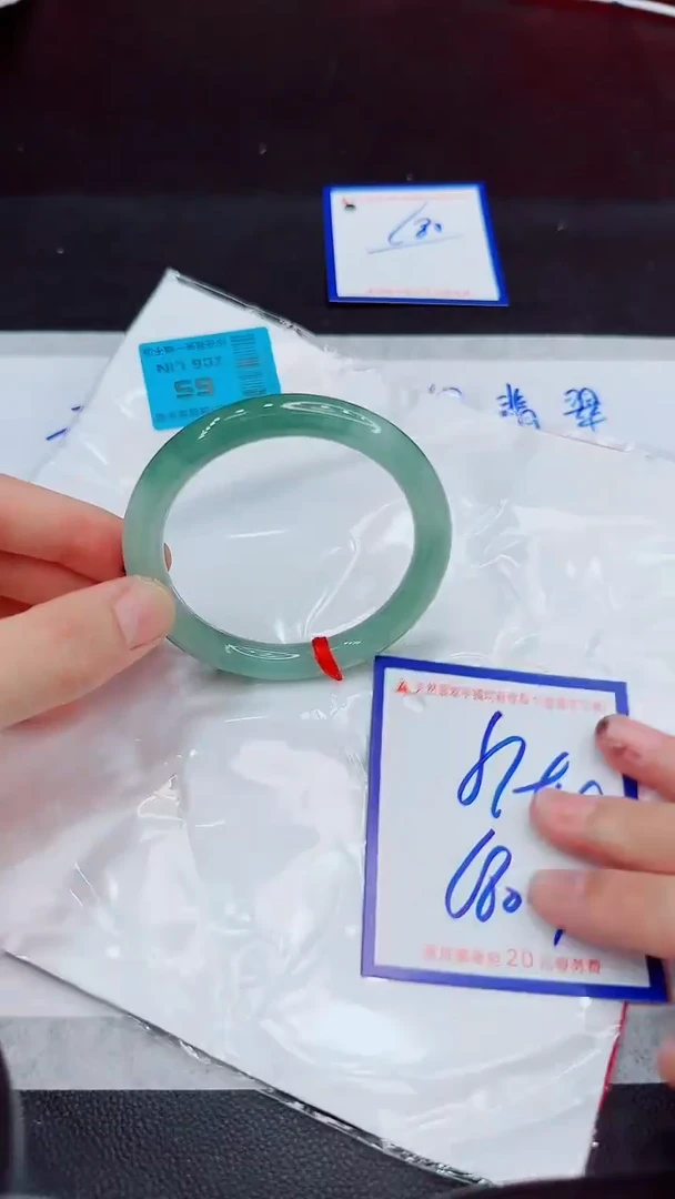 翡翠手镯未镶嵌11111111