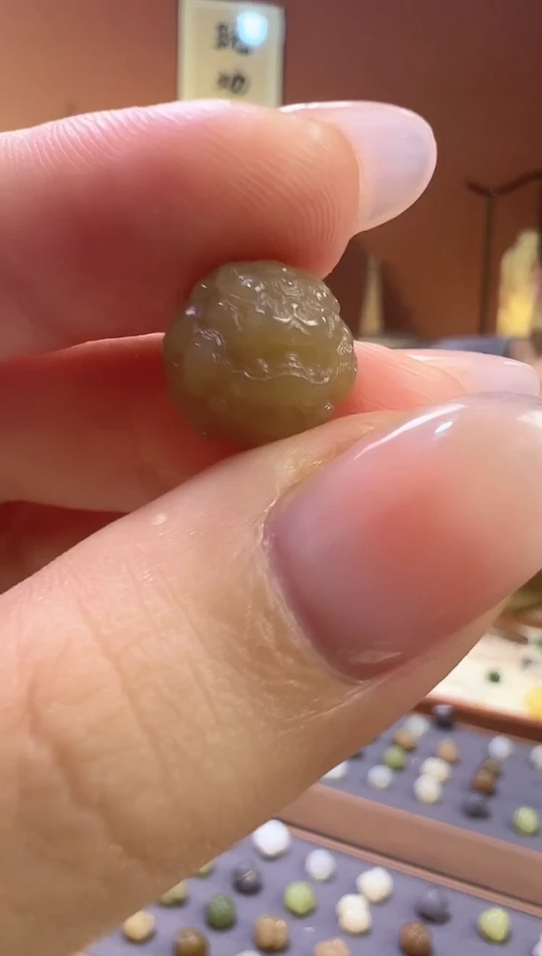吊坠(不含链)未镶嵌和田玉糖玉