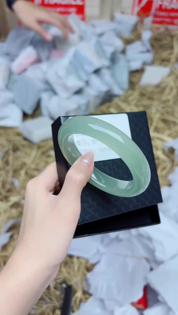 未镶嵌手镯石英质玉2196--东陵玉--圈口57