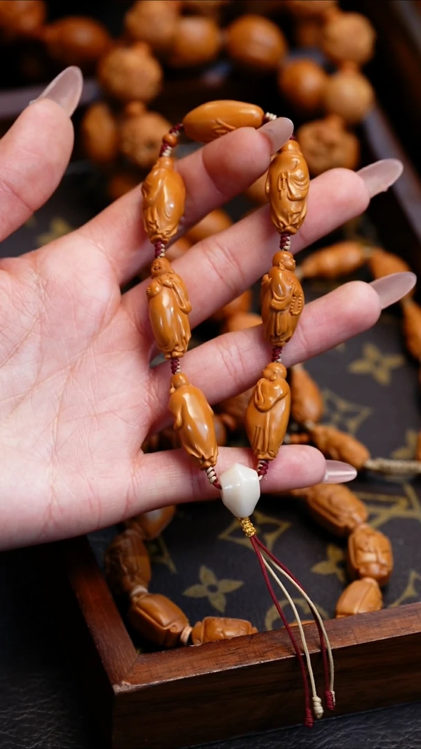 【闪购商品】橄榄核吊坠苏工橄榄核