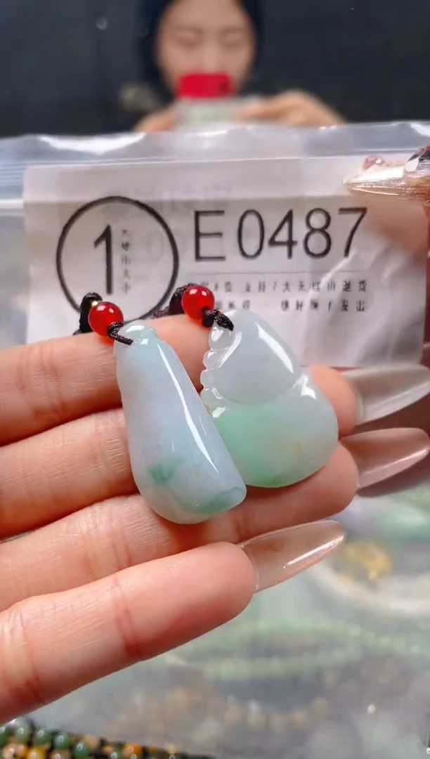 【闪购商品】翡翠颈饰未镶嵌/E/翡翠A货一图一物