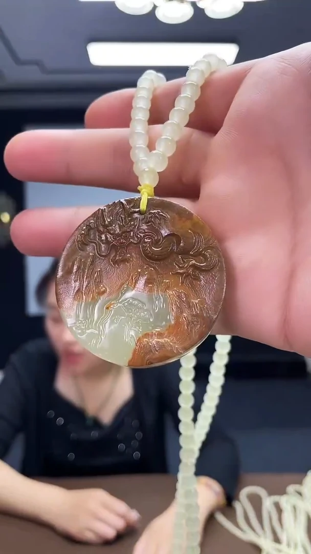 透闪石质玉未镶嵌挂件有瑕疵多样性发货任意一件