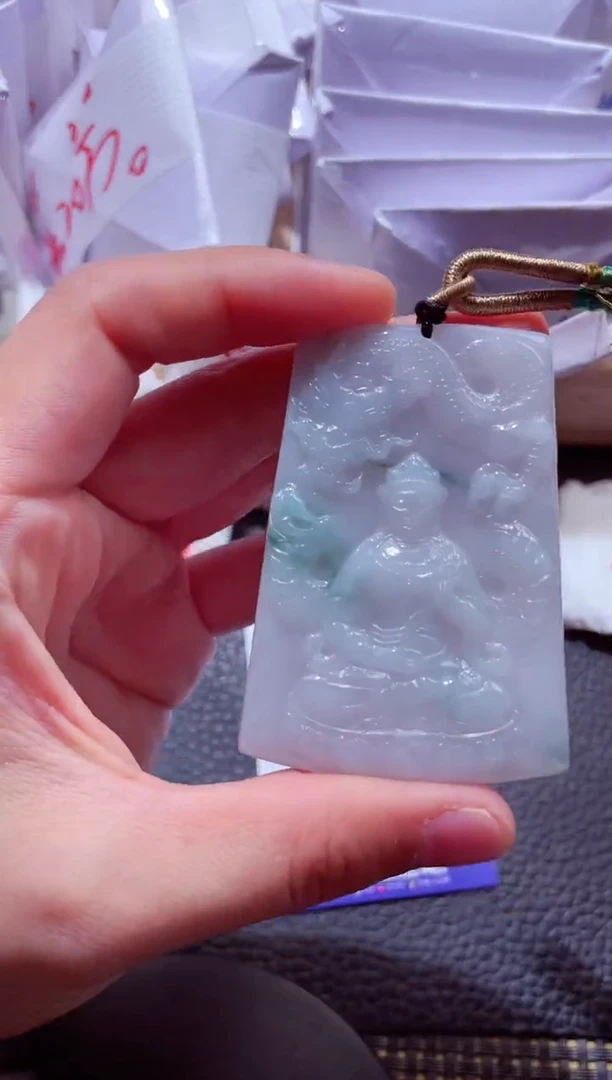 颈饰未镶嵌翡翠00005986御龙观音