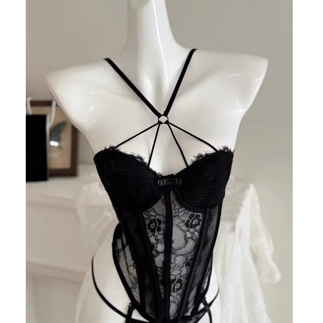 【女神降临】法式挂脖性感蕾丝内衣带胸垫钢圈聚拢纯欲风鱼骨胸衣女