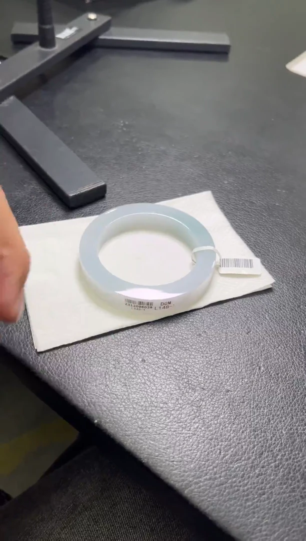 未镶嵌定制手镯定制翡翠我**花定制手镯