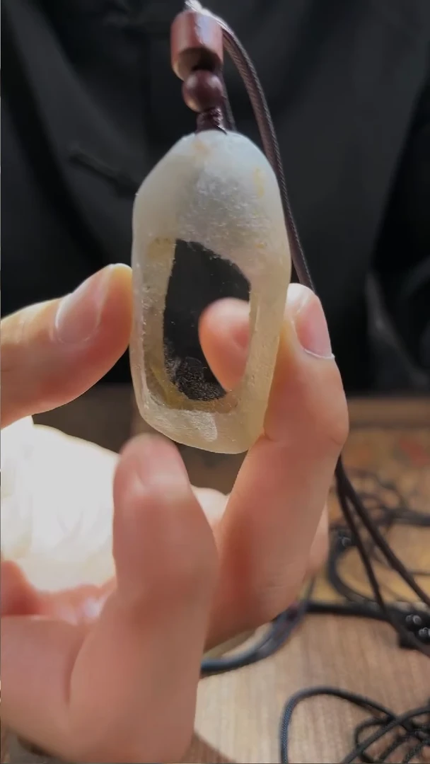 未镶嵌吊坠(赠链)水晶水晶